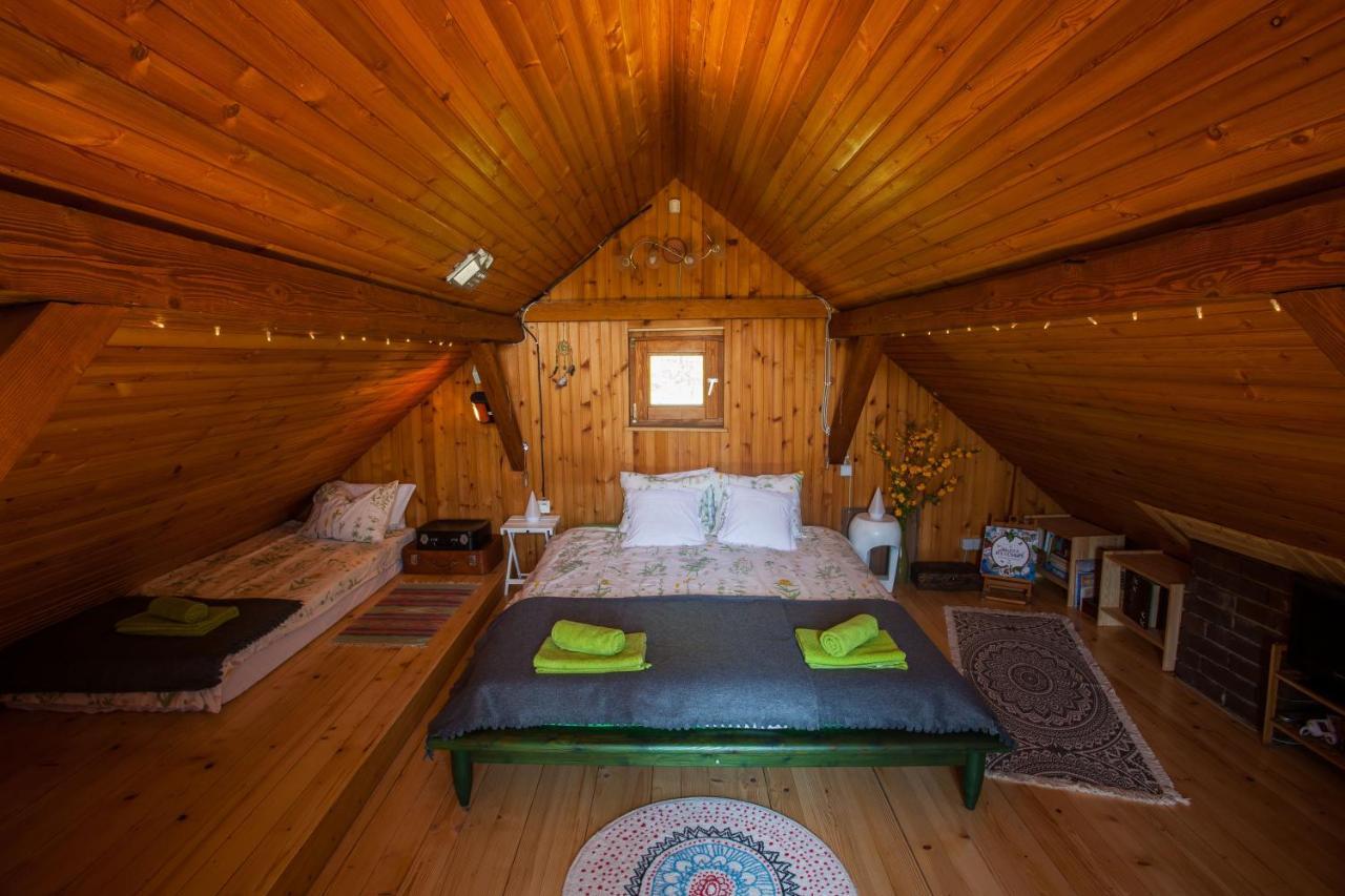 Na Okic - A Private Forest Oasis Sveti Martin pod Okicem Exteriör bild